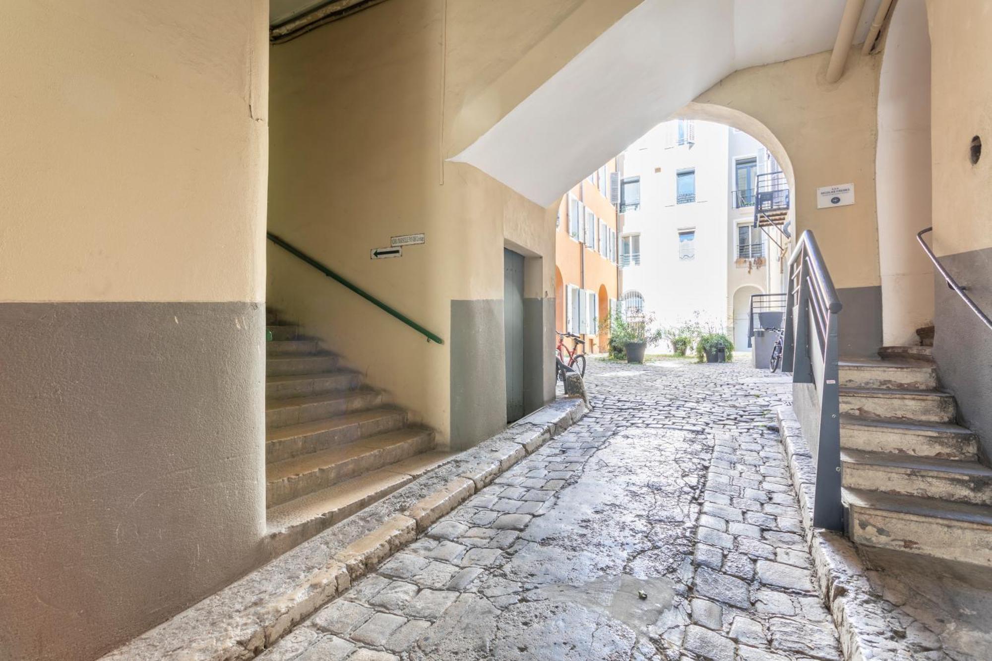 Adira Marseille Panier 2 Etoiles Apartment Luaran gambar