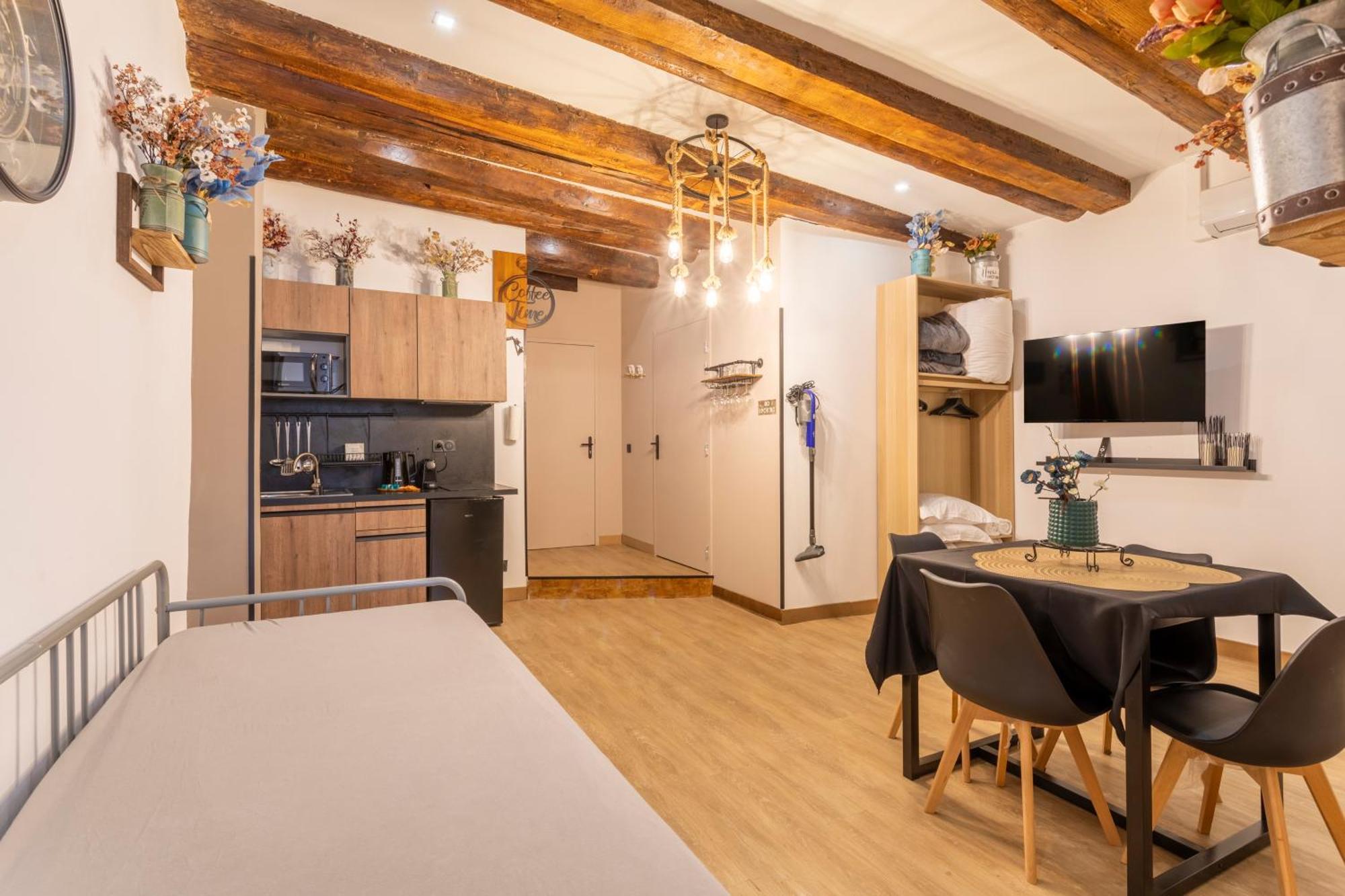 Adira Marseille Panier 2 Etoiles Apartment Luaran gambar