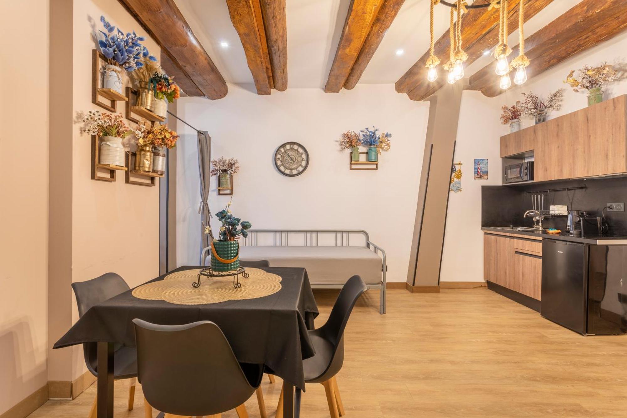 Adira Marseille Panier 2 Etoiles Apartment Luaran gambar
